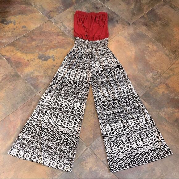 Red, Black, and White Women’s Strapless Jumpsuit Size Small - Picture 1 of 11